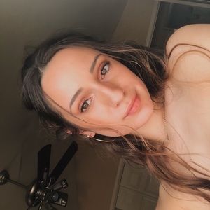 Meet your Posher, Emina